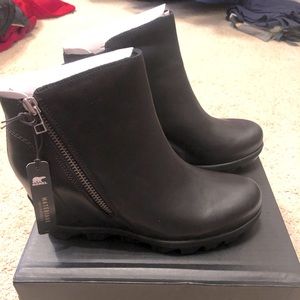 Sorel Joan of Arctic Wedge II Boots - Black